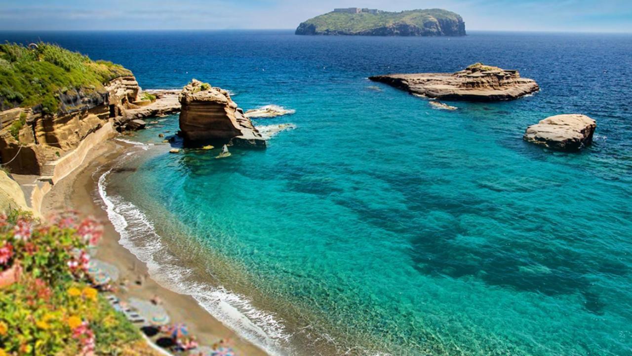 Alloggio Turistico Isabella Ventotene Exterior foto