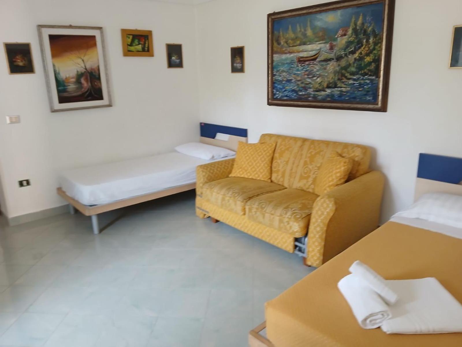 Alloggio Turistico Isabella Ventotene Exterior foto